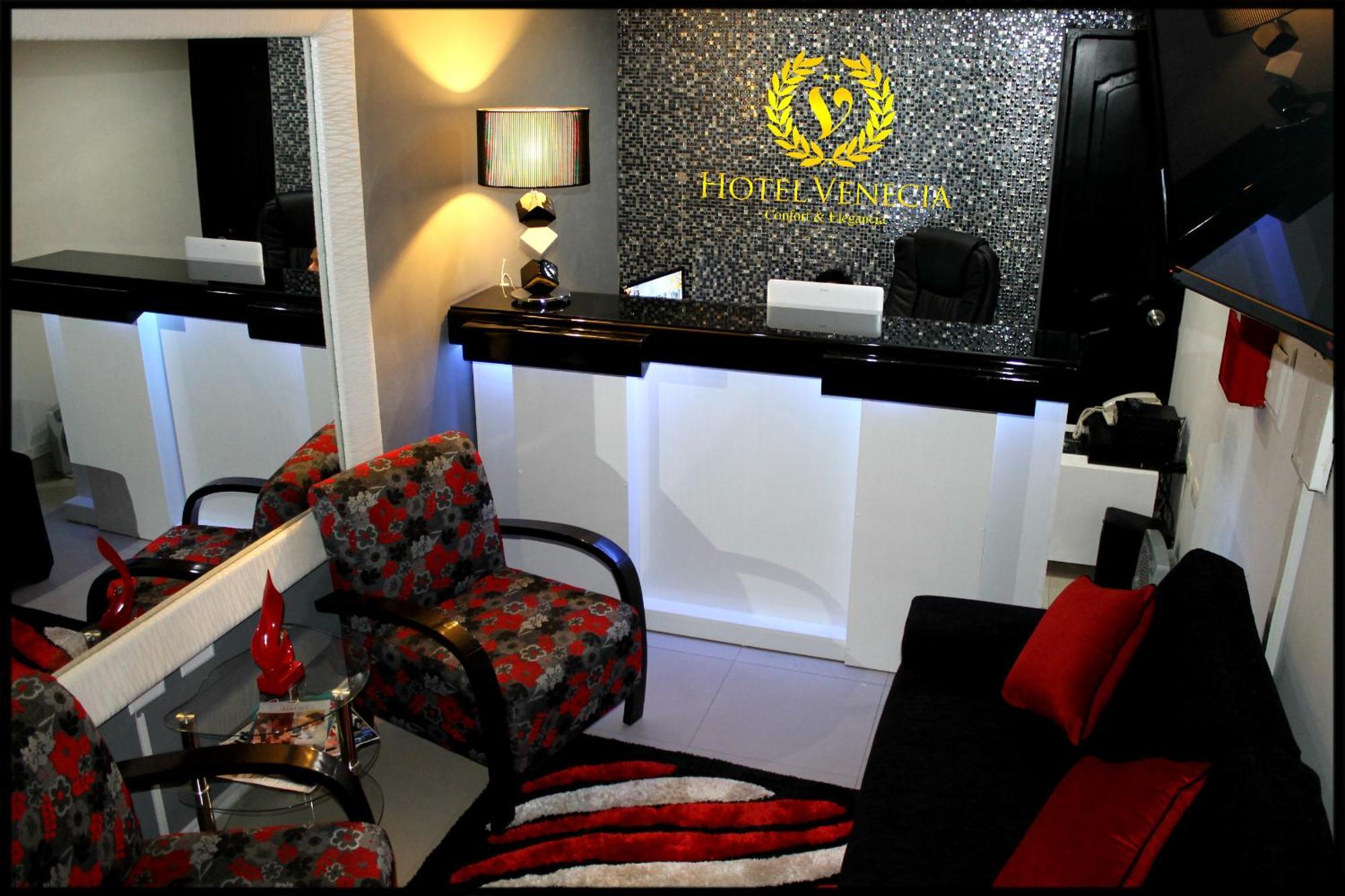 Hotel Venecia Huánuco Extérieur photo